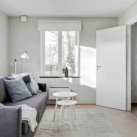 Bright Apartment In Park Environment Лунд Экстерьер фото