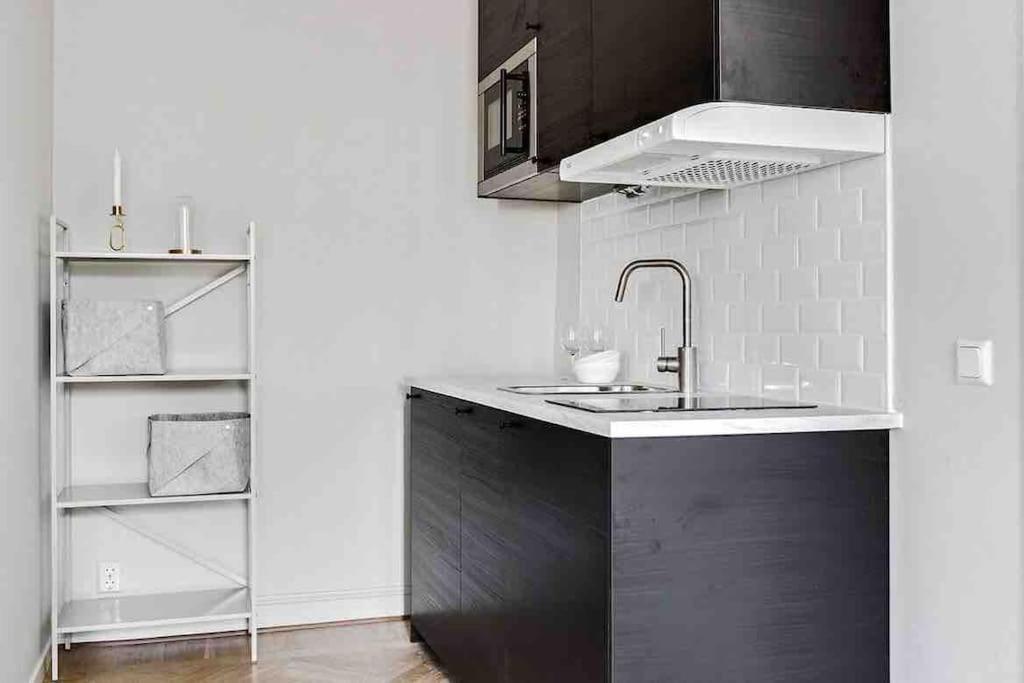 Bright Apartment In Park Environment Лунд Экстерьер фото
